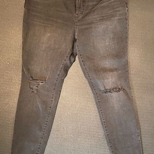 GUC Madewell 9” Mid-Rise Skinny Jeans in Black Sea